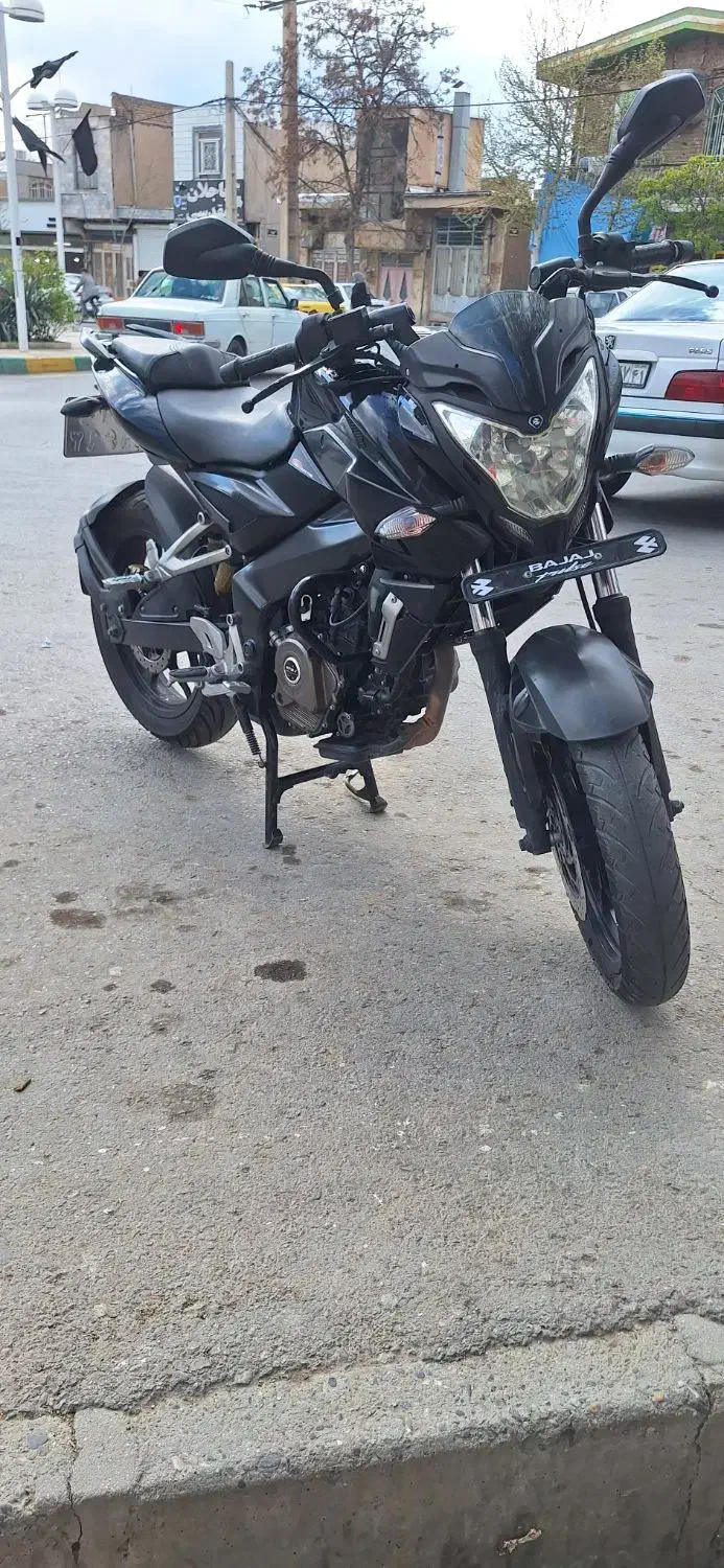 ns 200|موتورسیکلت|بروجرد, |دیوار