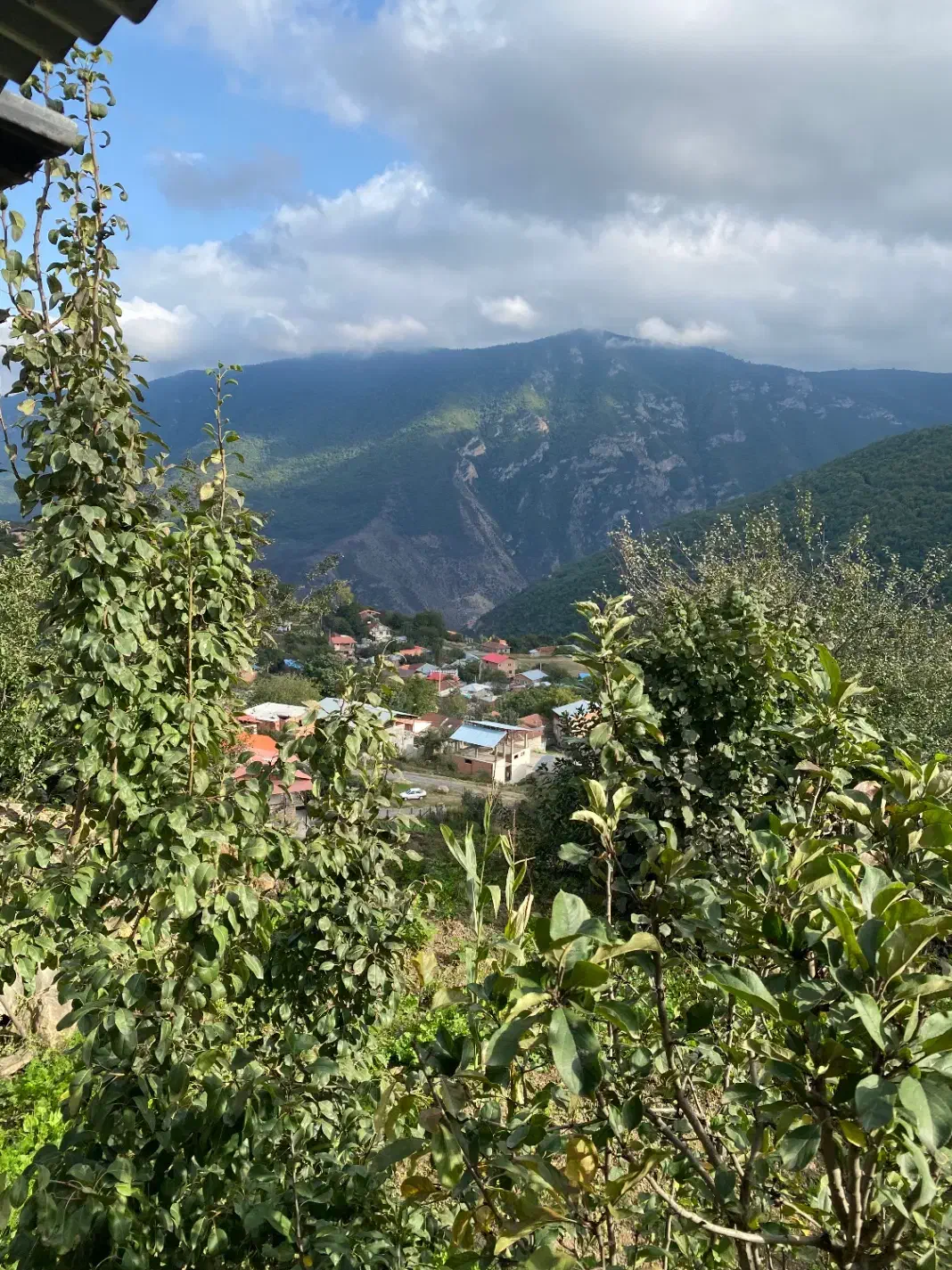 اجاره سوییت ویلایی در سوادکوه روستای کارمزد|اجارهٔ کوتاهمدت ویلا و باغ|آلاشت, |دیوار