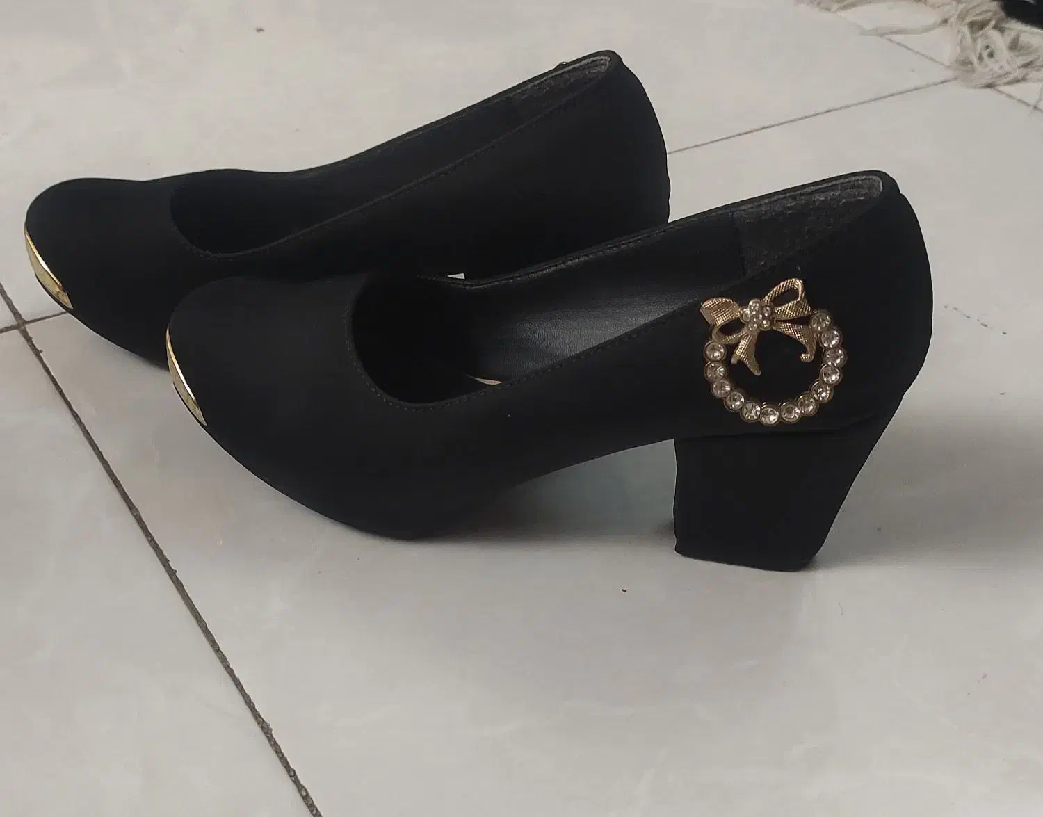 کفش مجلسی|کیف، کفش، کمربند|گرمدره, |دیوار