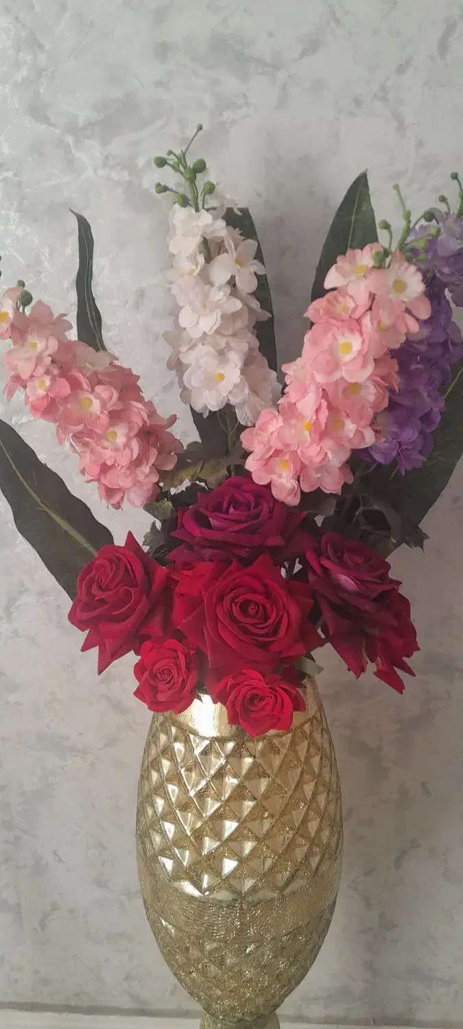 گلدون و گل|گل مصنوعی|تاکستان, |دیوار