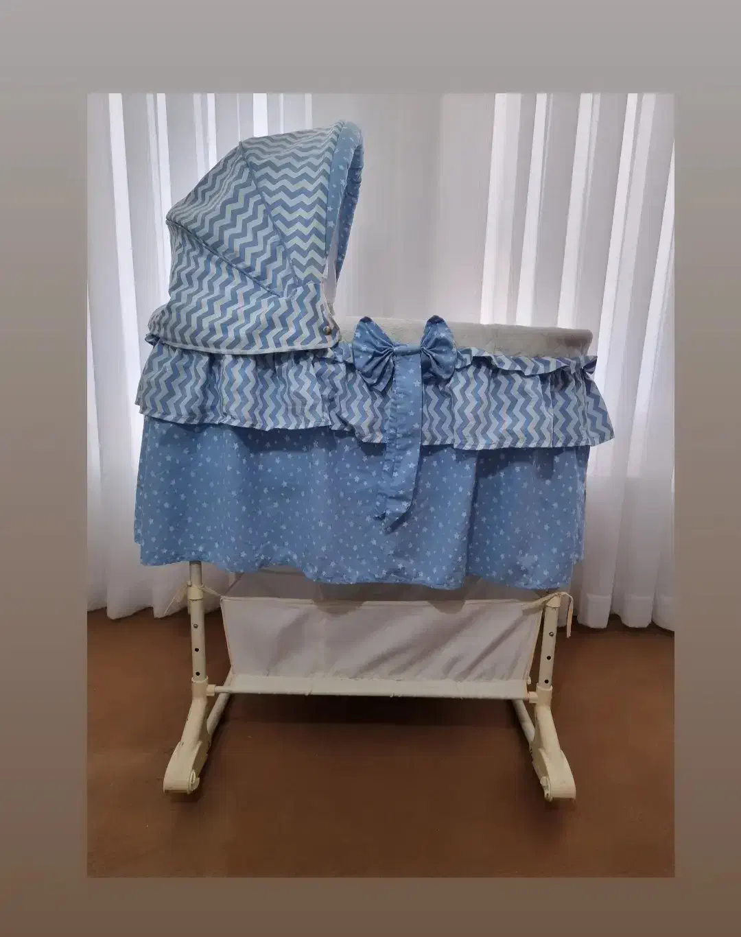 گهواره ی آرتمن|تخت و صندلی بچه|سلماس, |دیوار