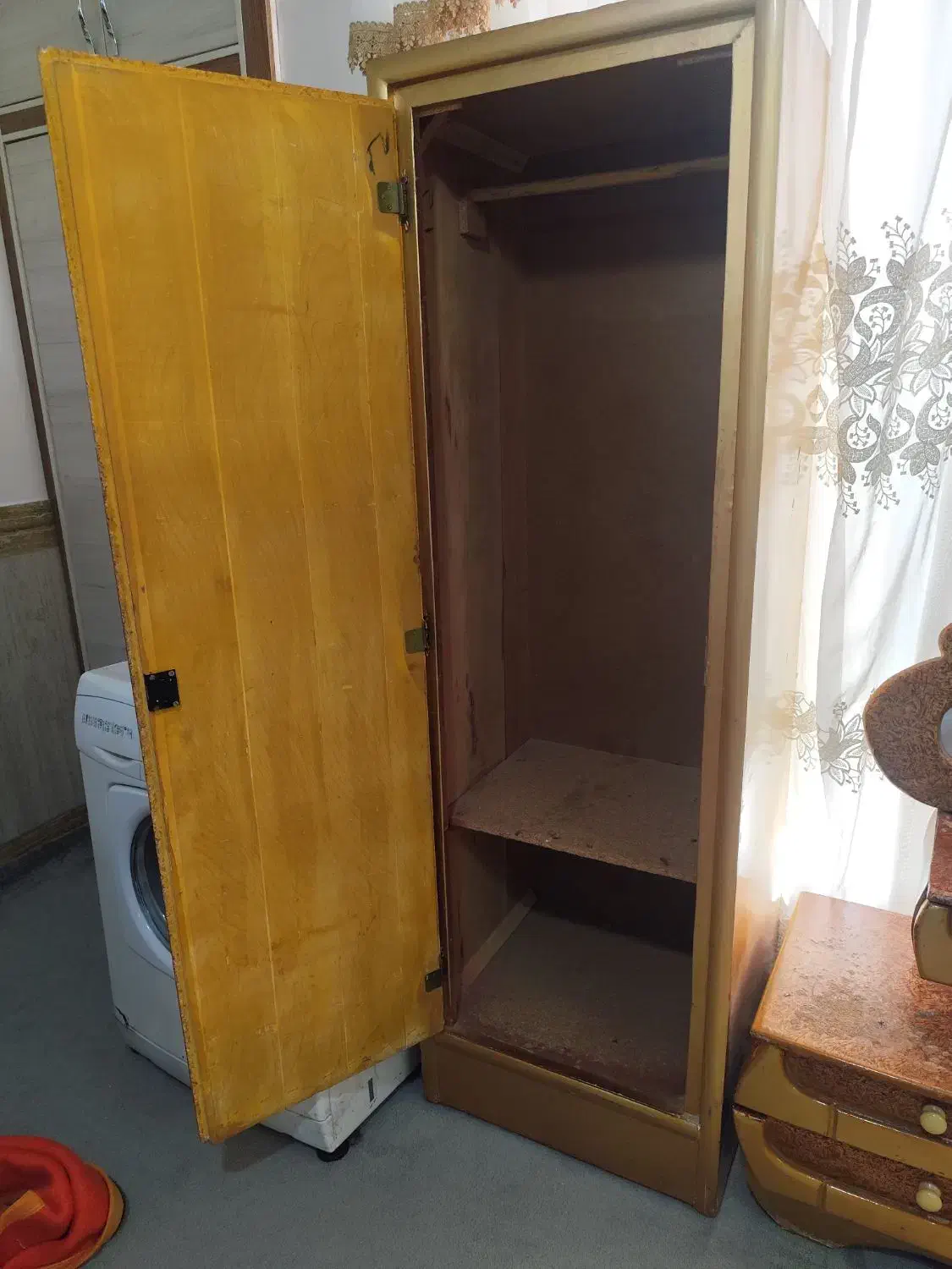 کمد وتشک|جاکفشی، کمد، دراور|اصفهان, ستار|دیوار