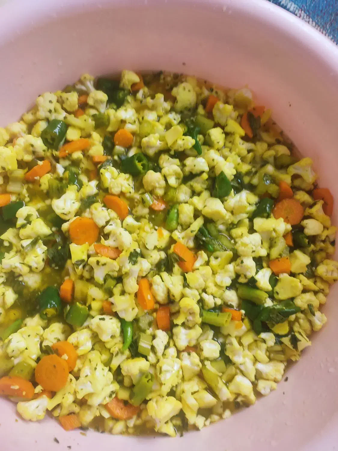 ترشی خوشمزه کاملا بهداشتی|خوردنی و آشامیدنی|تهران, مسعودیه|دیوار