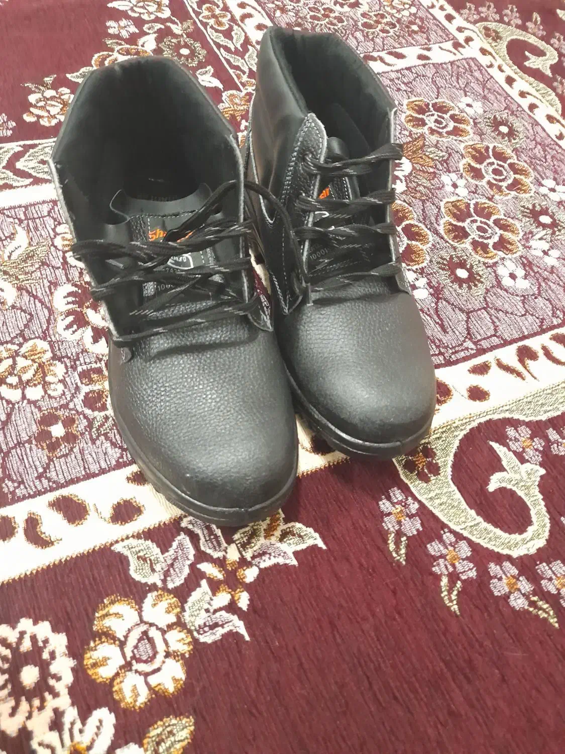 کفش کار|کیف، کفش، کمربند|بیرجند, |دیوار