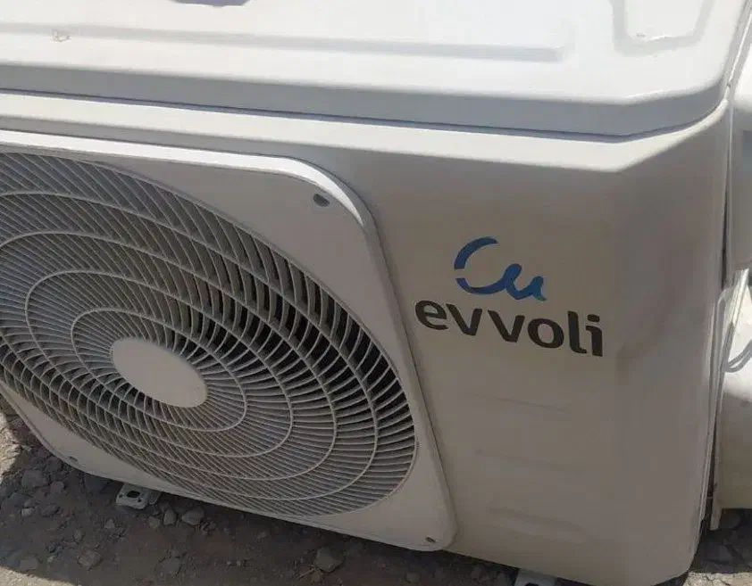 ۲ دستگاه اسپیلت ۲۴ و یک دستگاه ۳۲هزار کم کارکرد|کولر گازی و فن‌کوئل|زاهدان, |دیوار