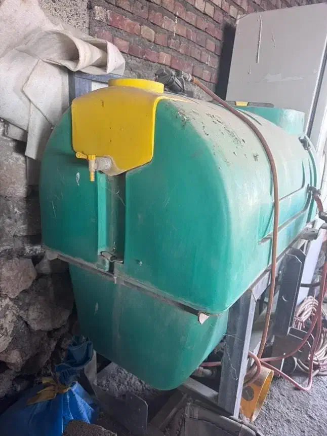 سم پاش ۶۰۰ لیتری|ماشینآلات صنعتی|بوکان, |دیوار