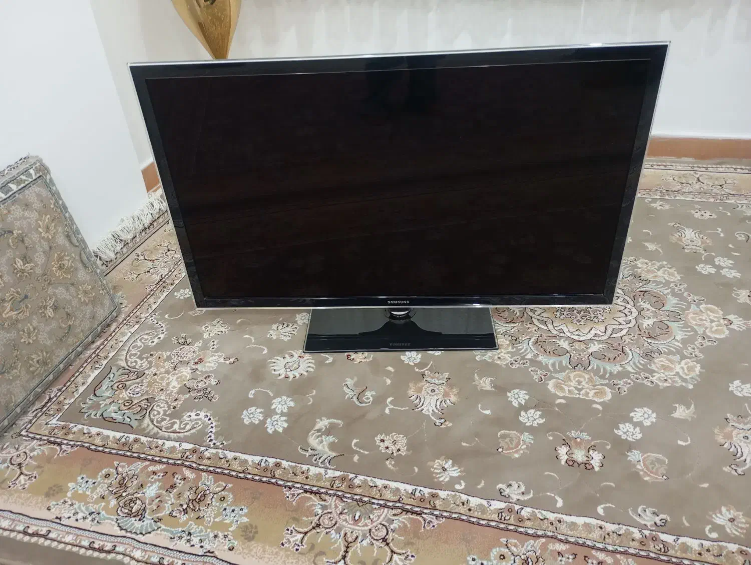 تلوزیون۴۶اینچ سامسونگ|تلویزیون و پروژکتور|مریوان, |دیوار