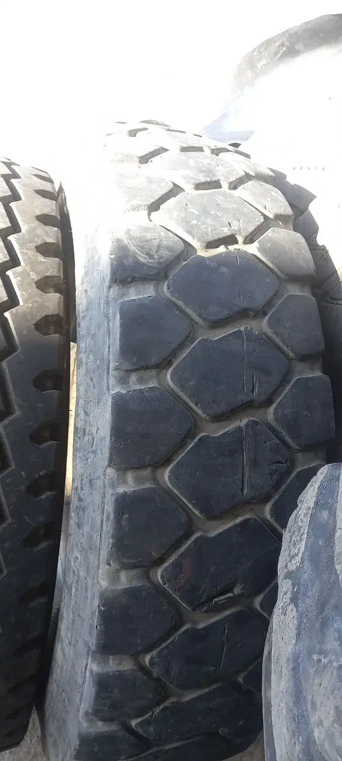 لاستیک کامیون|خودرو سنگین|سنگر, |دیوار