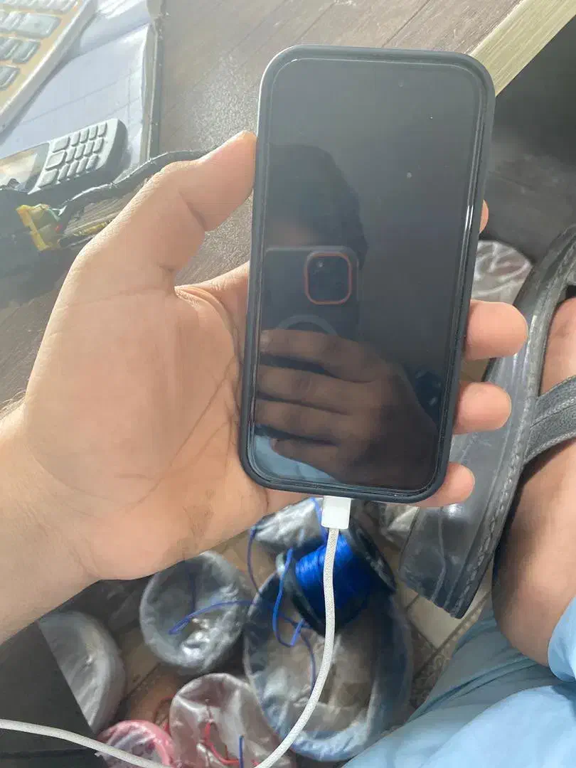 ایفون ۱۵کیگ۱۲۸سیم لاک|موبایل|چابهار, |دیوار