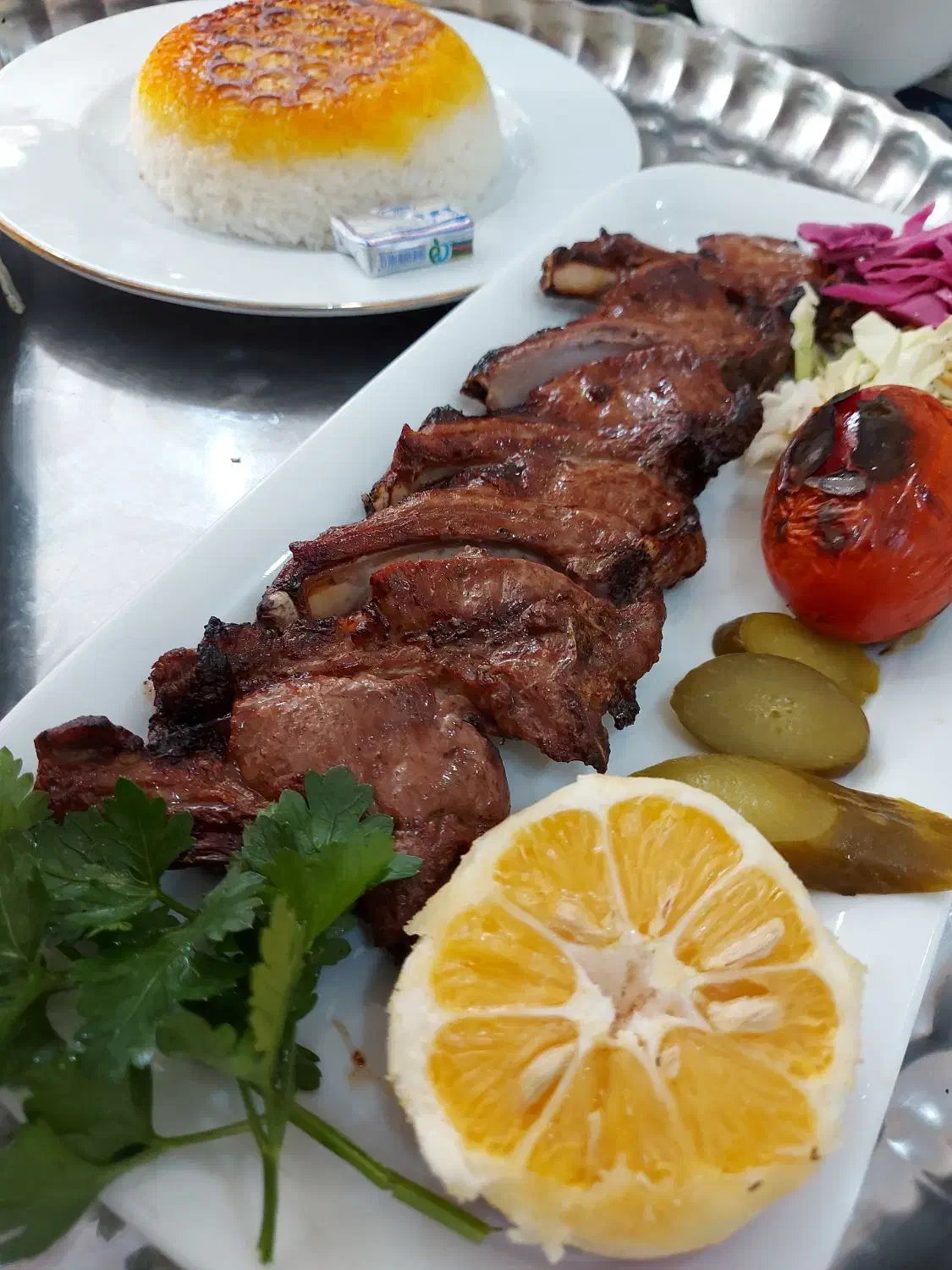 استخدام سالن کار آقا در رستوران ننه گلبهار|استخدام خدمات فروشگاه و رستوران|ماسال, |دیوار