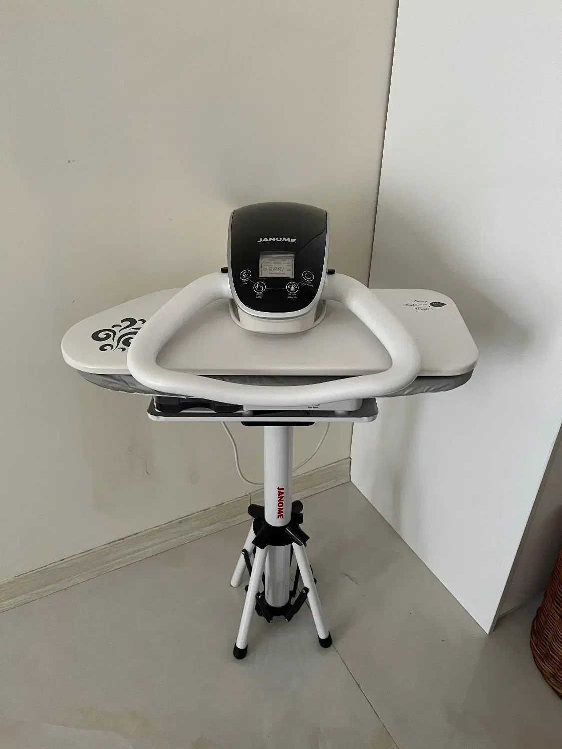 اتو پرس|اتو و لوازم اتو|گنبد کاووس, |دیوار