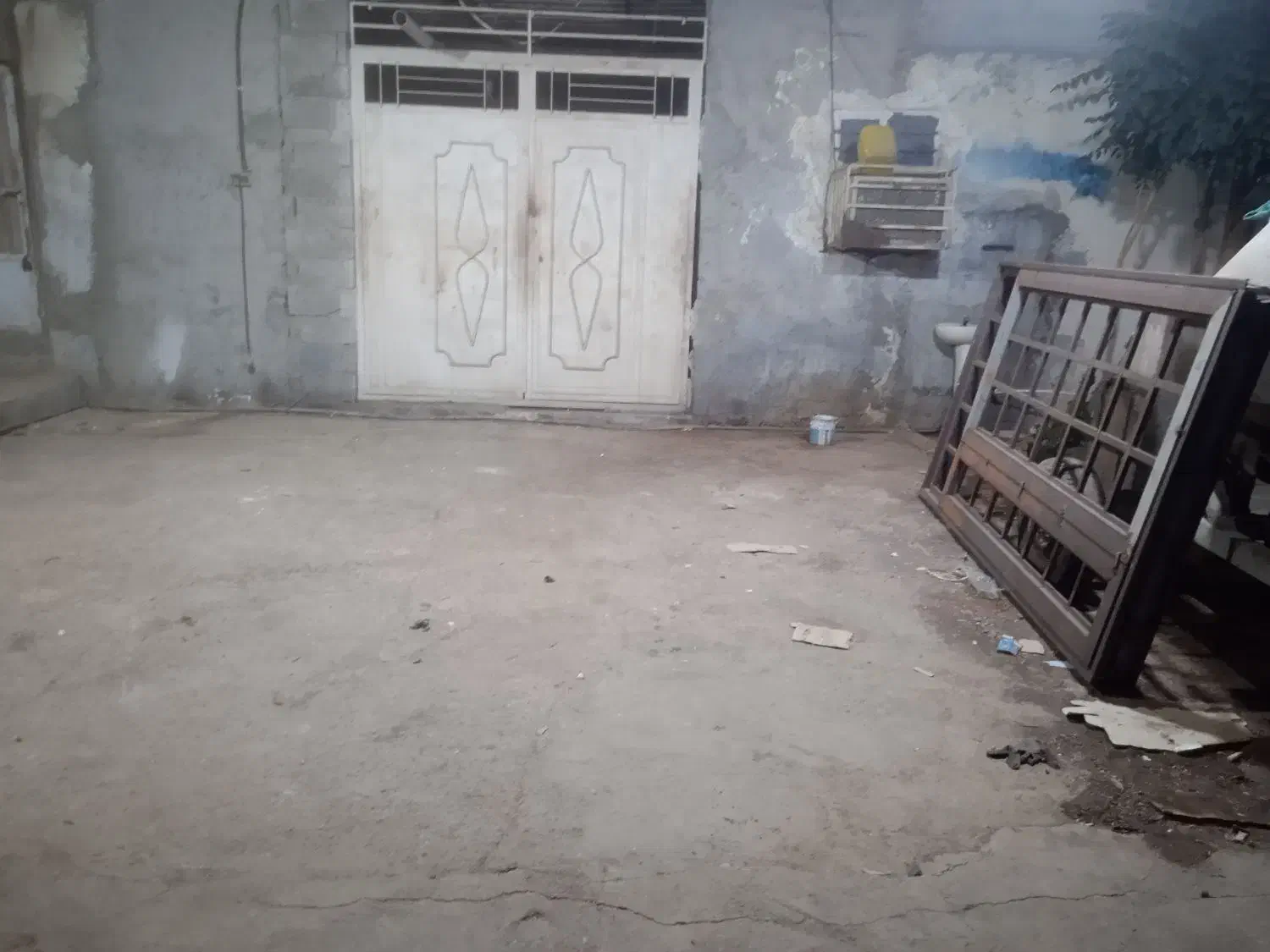 اجاره درب و پنجره سازی|اجارهٔ مغازه و غرفه|تخت, |دیوار