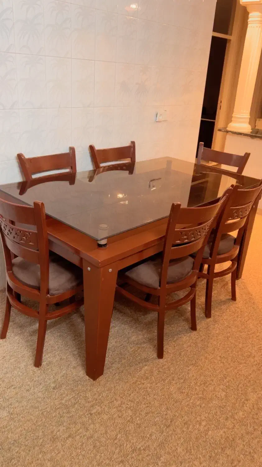 میز ناهار خوری ۶نفره تمام چوب|میز و صندلی غذاخوری|خرم‌آباد, |دیوار