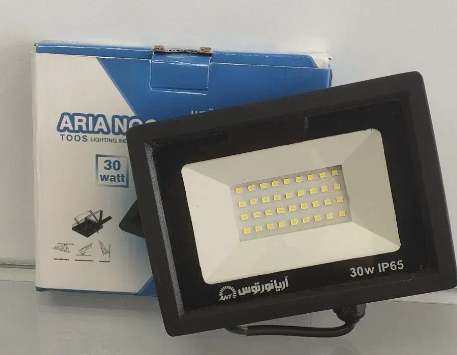 پروژکتور ۳۰ وات ضمانت دار|لامپ و چراغ|بیرجند, |دیوار