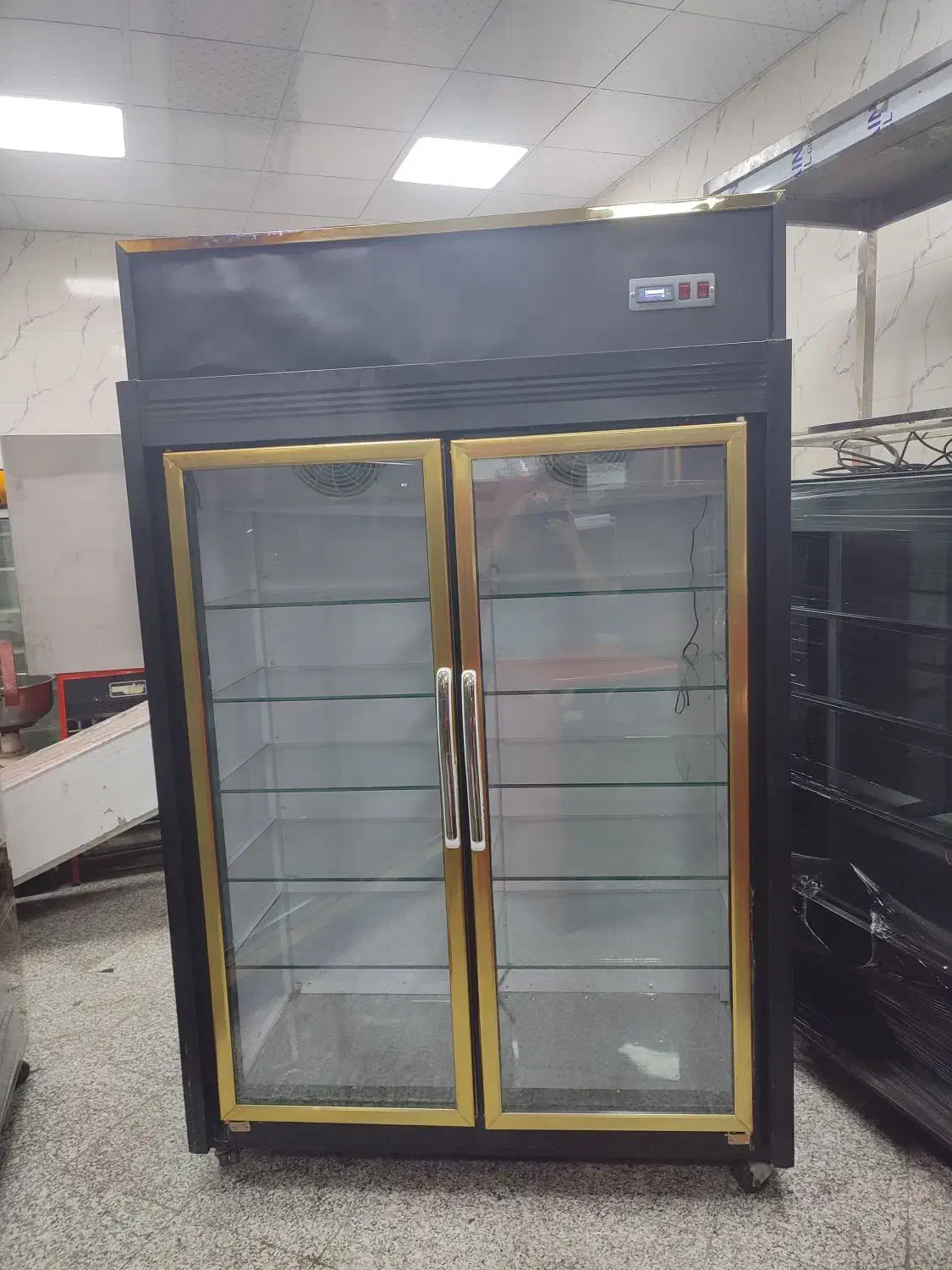 یخچال ایستاده دو درب پشت بسته در حد نونو|فروشگاه و مغازه|نسیم‌شهر, |دیوار