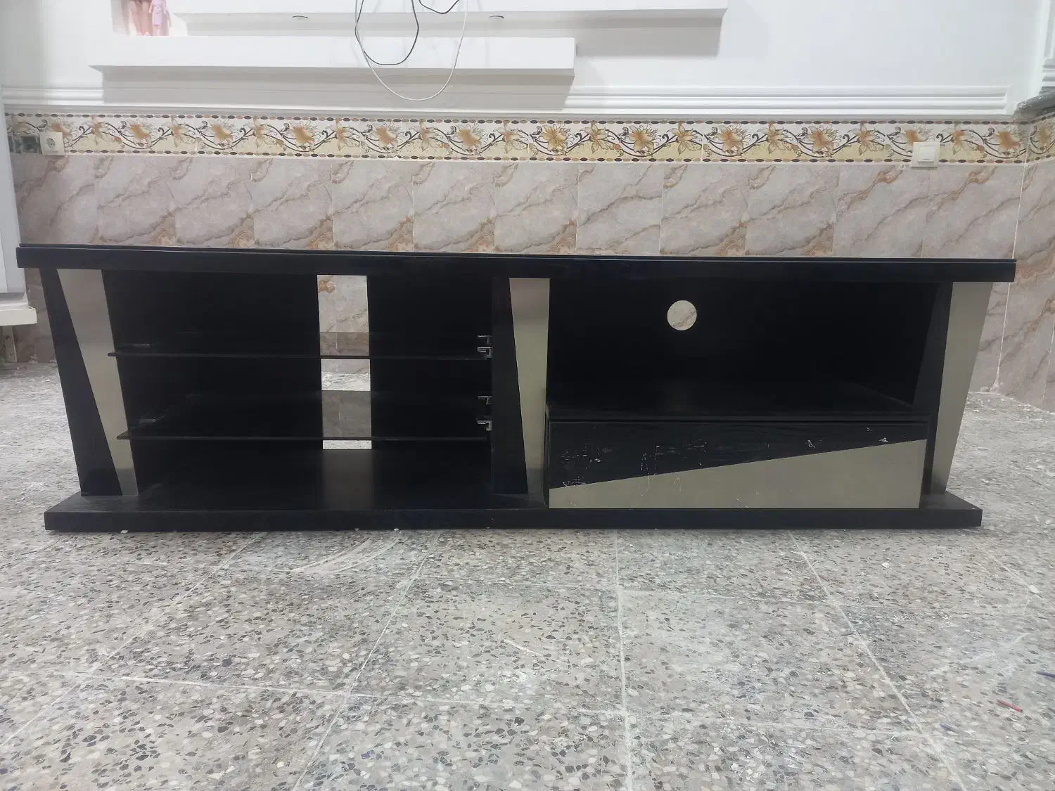 میز تلویزیون|میز تلویزیون|آبدان, |دیوار