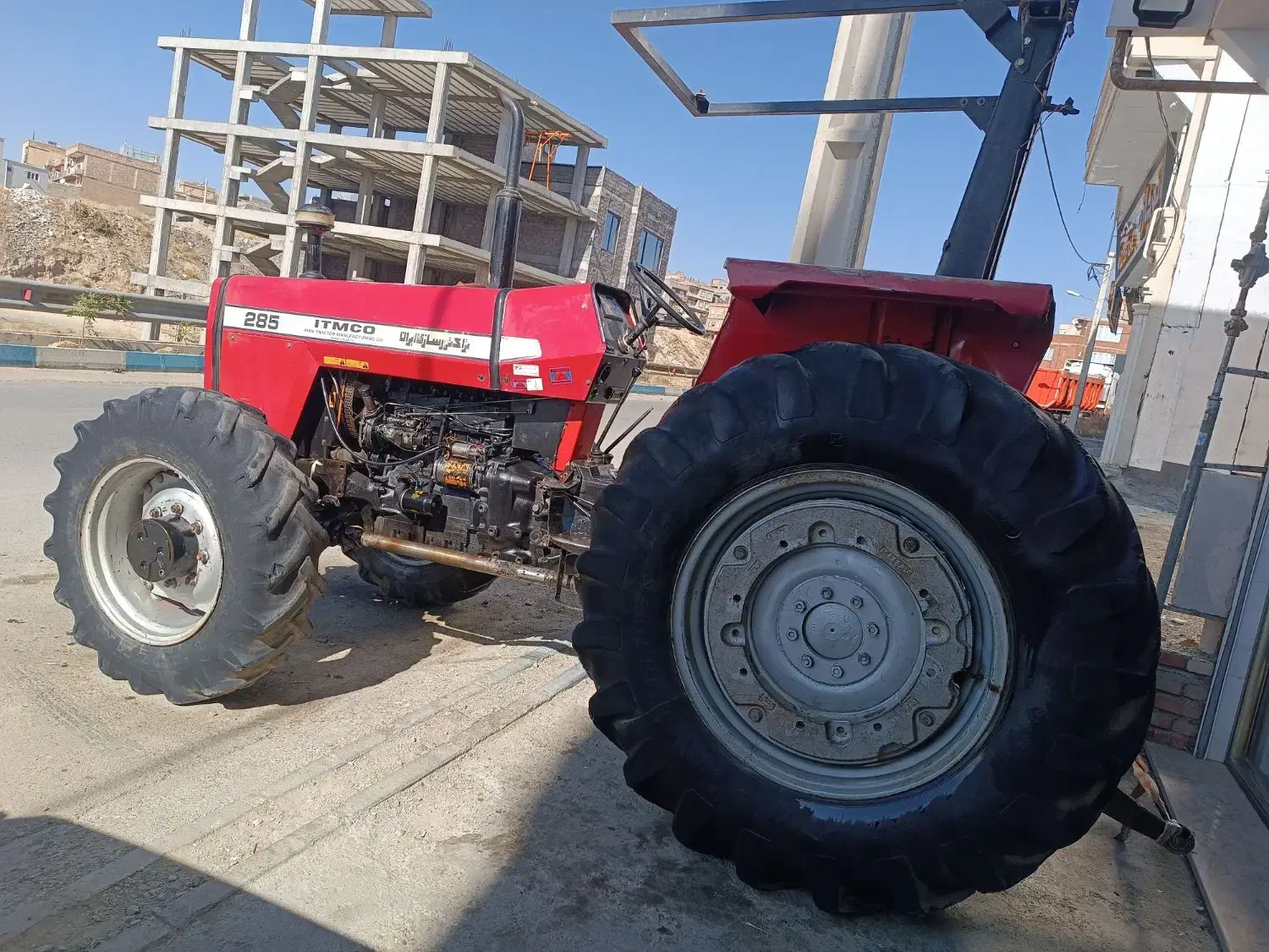 تراکتور مدل ۸۹دفر کارخانه|خودرو سنگین|دیواندره, |دیوار