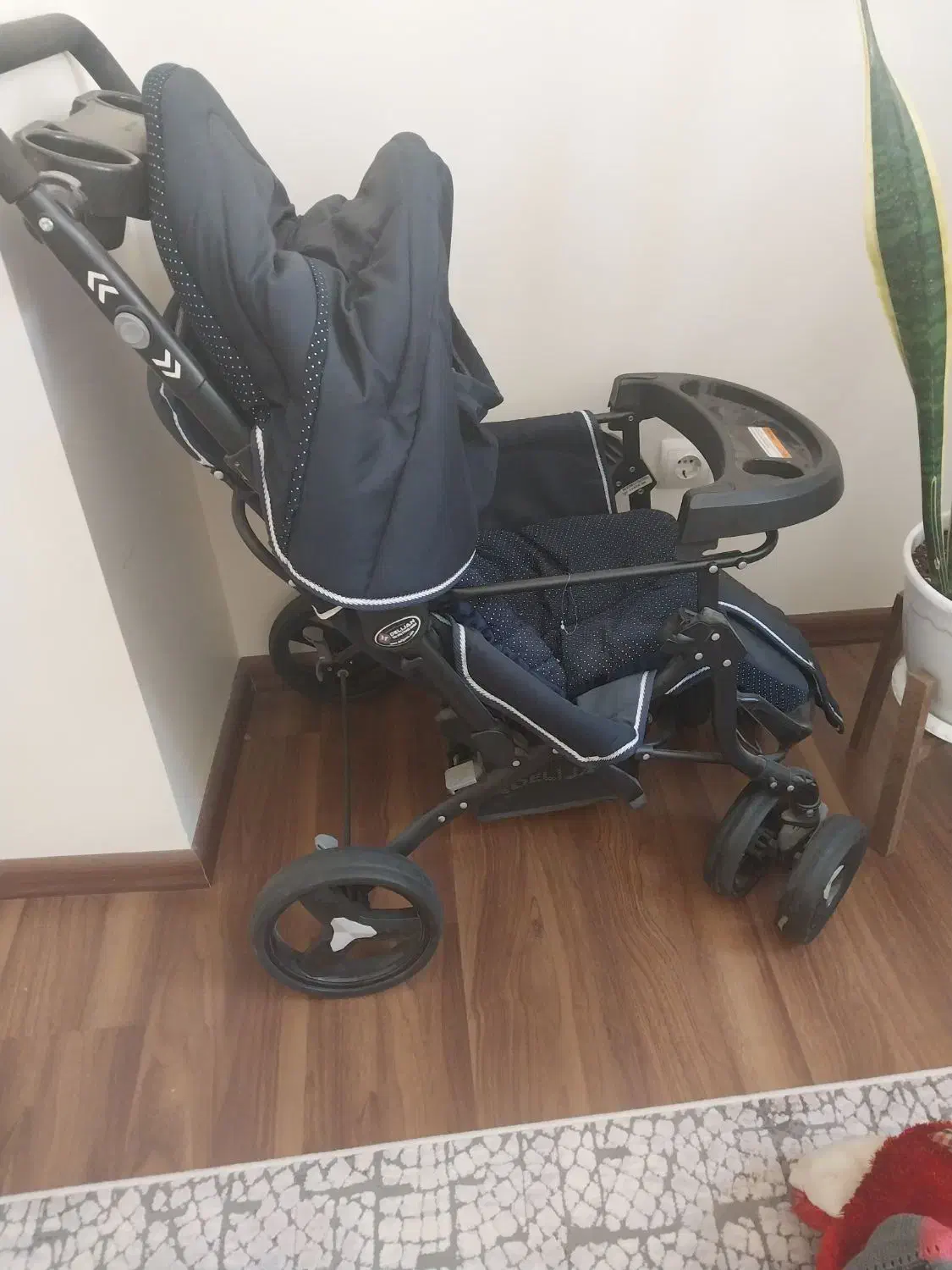 کالسکه بچه|کالسکه و لوازم جانبی|فردیس, فردیس|دیوار