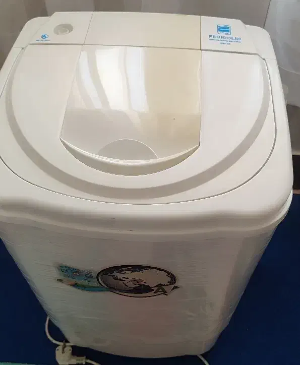 لباسشویی کوچک (کهنه شور) 3/5 کیلو|ماشین لباسشویی و خشک‌کن لباس|قدس, شهر‌قدس|دیوار