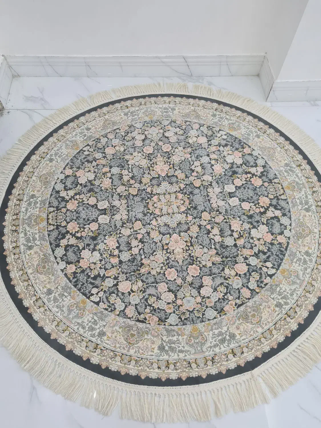 فرش ۱۲۰۰ شانه کاشان|فرش|گنبد کاووس, |دیوار