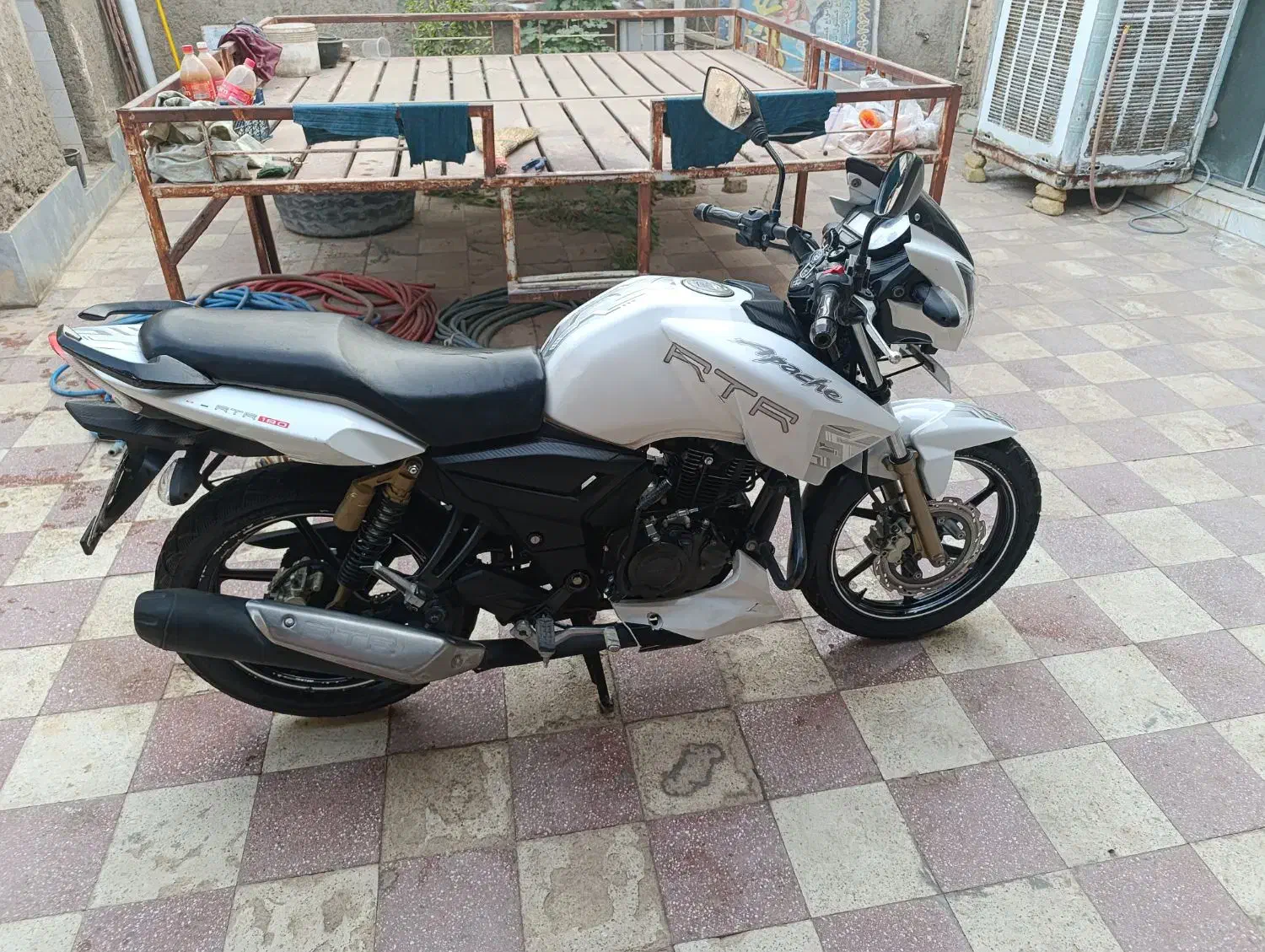 آپاچی ۱۸۰ (آس آس)|موتورسیکلت|آران و بیدگل, |دیوار