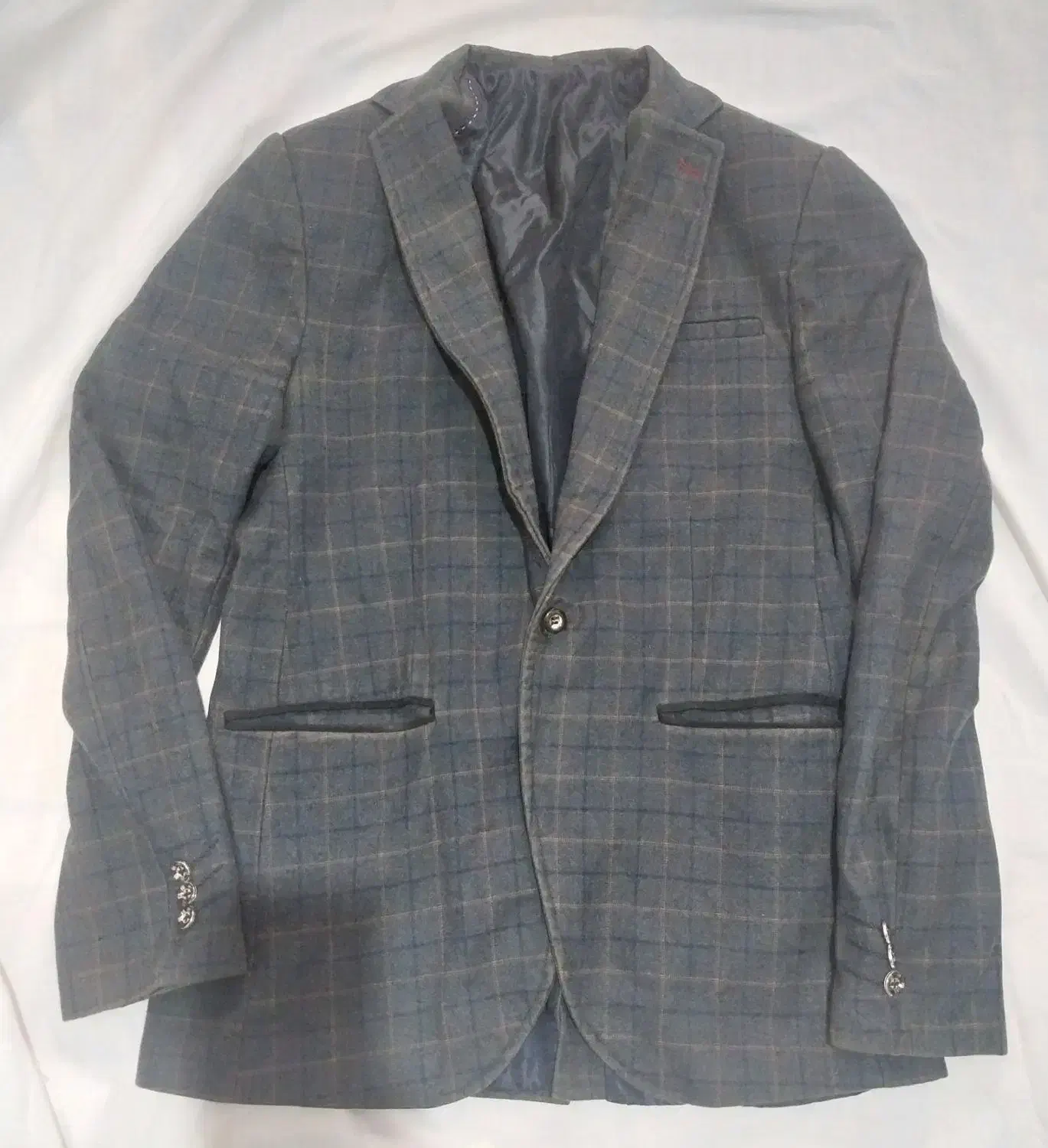 لباس مردانه|لباس|خوی, |دیوار