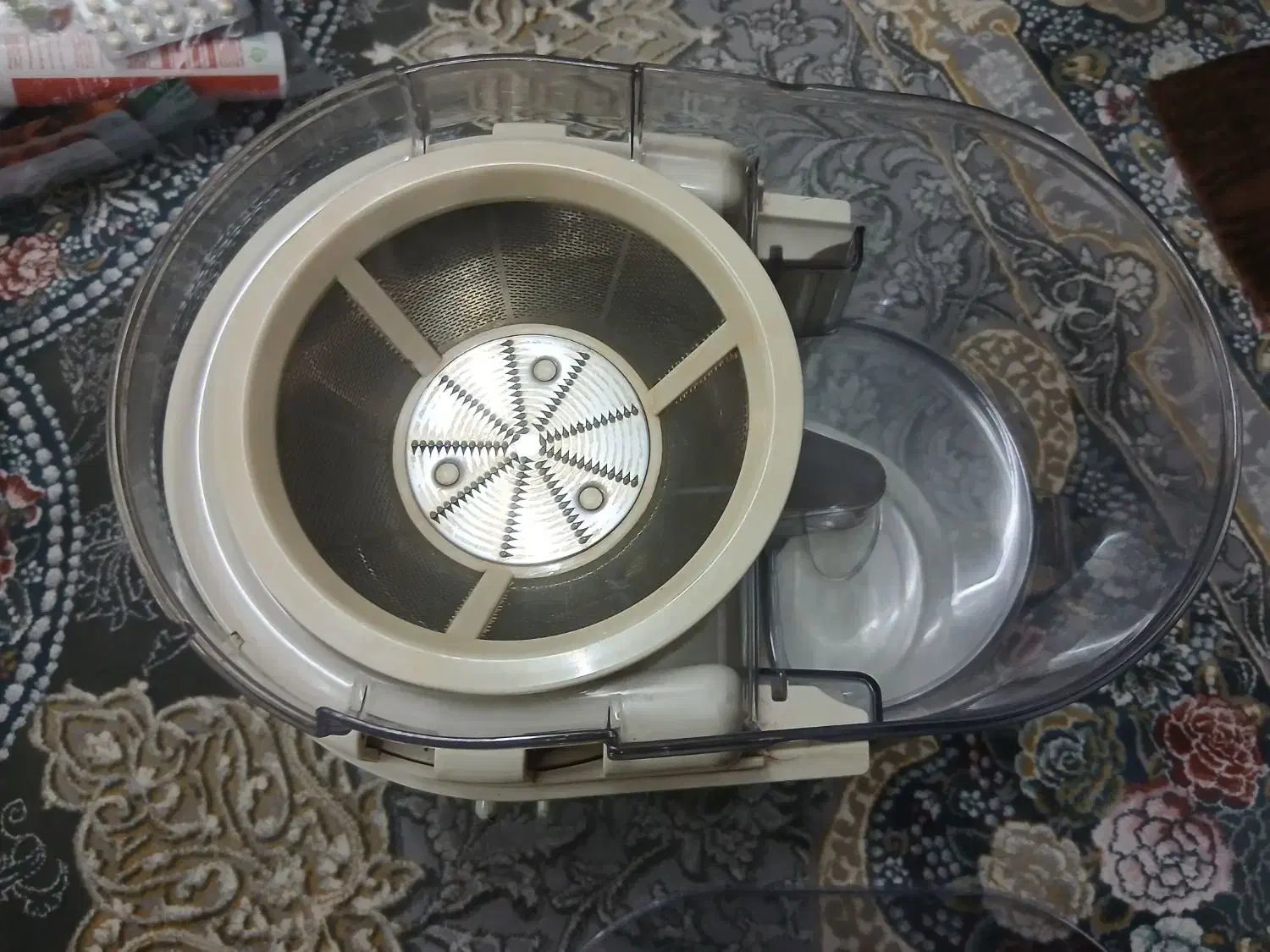 آبمیوه گیر کنوود|آبمیوه‌گیر و آب‌مرکبات‌گیر|رشت, سلیمانداراب|دیوار