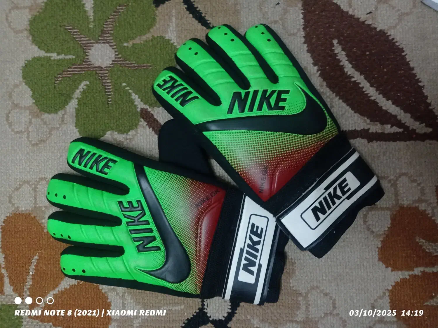 دستکش دروازه بانی گلری با تخفیف|تجهیزات ورزشی|مشهد, شهید مطهری|دیوار