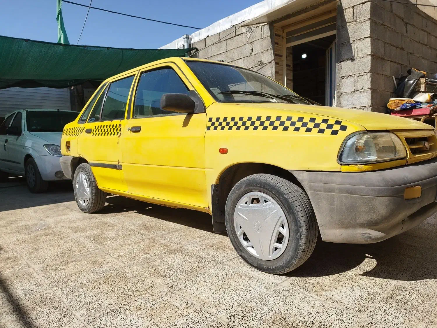 پراید زرد تاکسی داخل شهری|خودرو سواری و وانت|دهلران, |دیوار