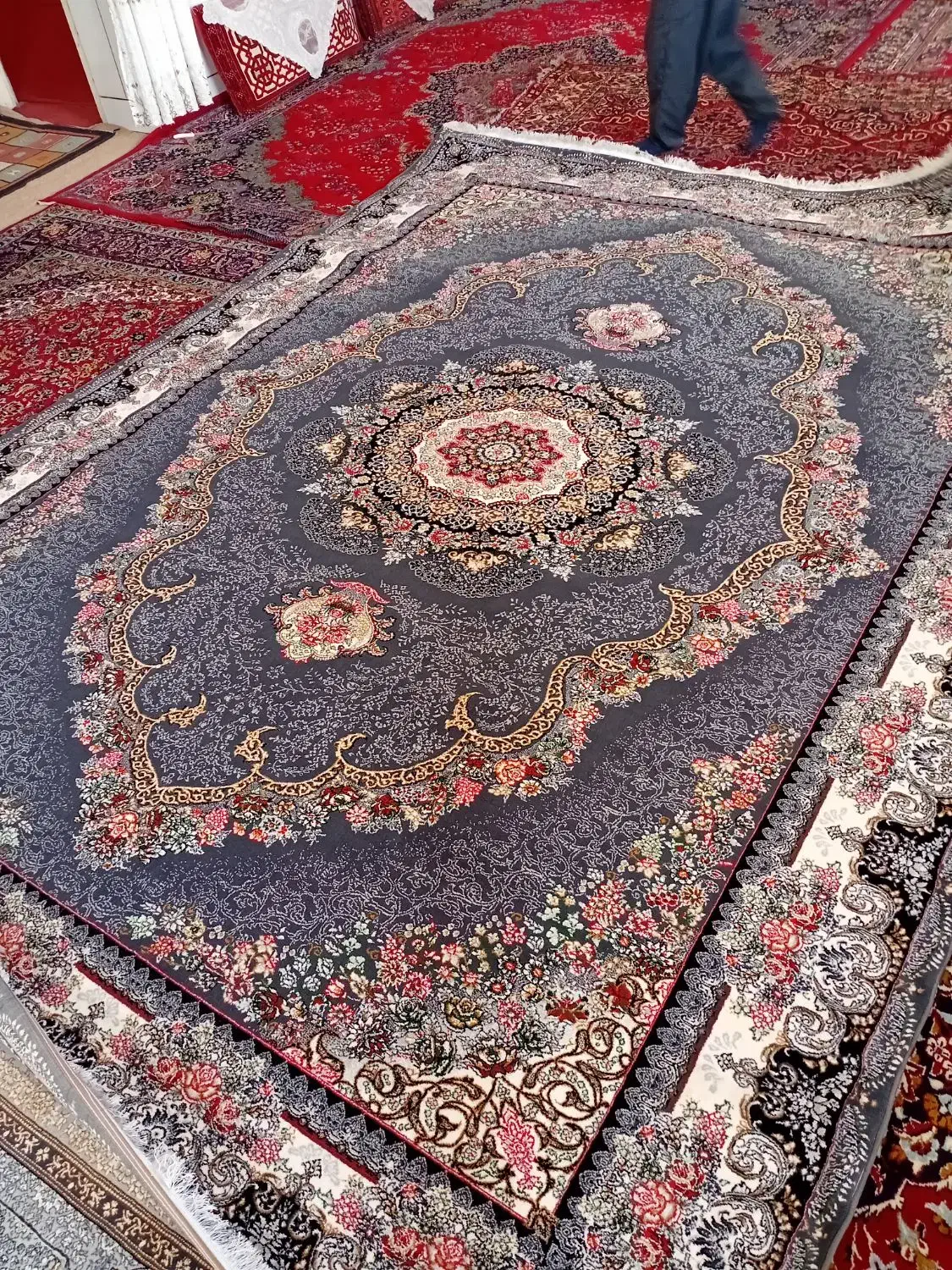 انواع فرش۱۰۰۰شانه و۷۰۰شانه زیر قیمت تمامنقاط دیوار|فرش|فولادشهر, مسکن مهر فولادشهر|دیوار