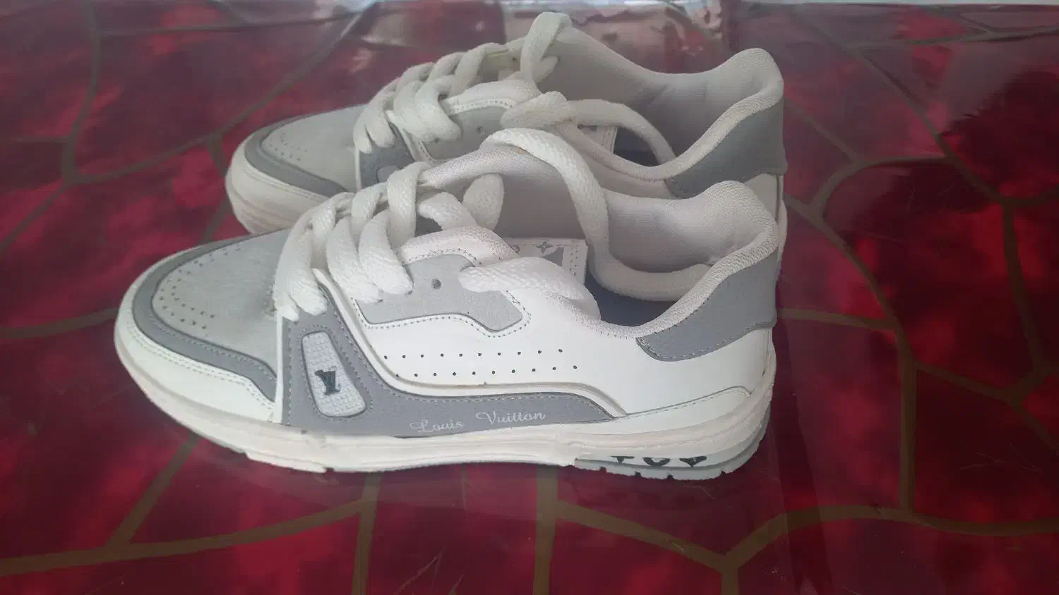 کفش .کتانی.اصلی و زیبا|کیف، کفش، کمربند|کرمانشاه, |دیوار