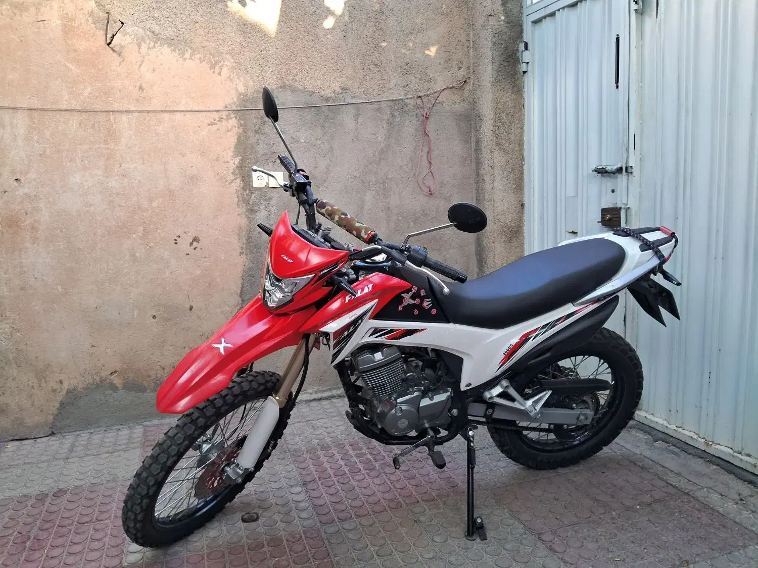 فلات 401|موتورسیکلت|همدان, |دیوار