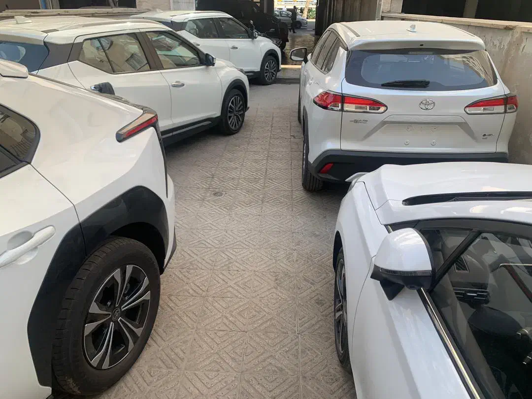 تویوتا کرولا کراس هیبرید ۲۰۲۴|خودرو سواری و وانت|تهران, سهروردی|دیوار