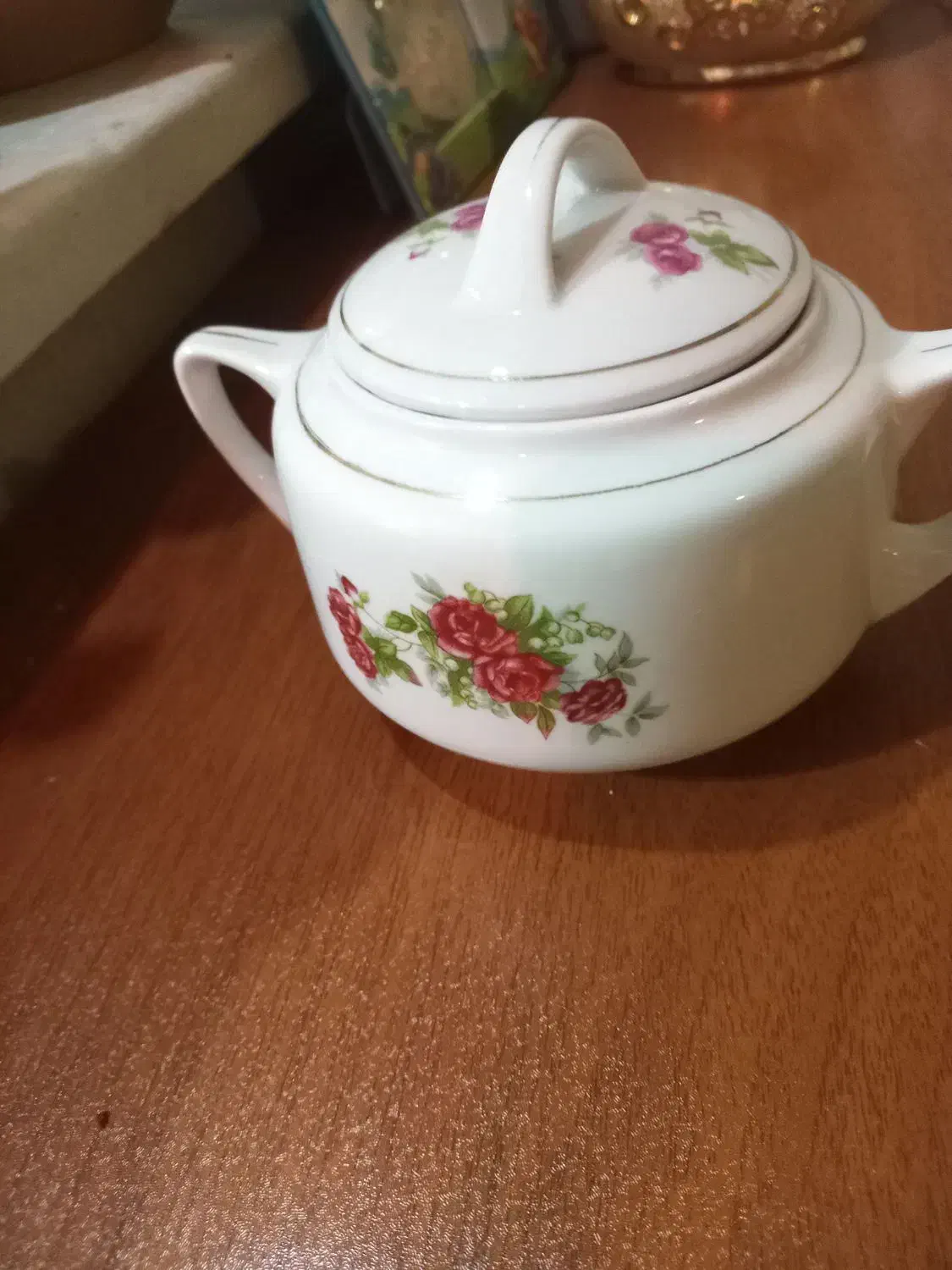 چینی گلسرخی|ظروف سرو و پذیرایی|کرج, کرج نو|دیوار