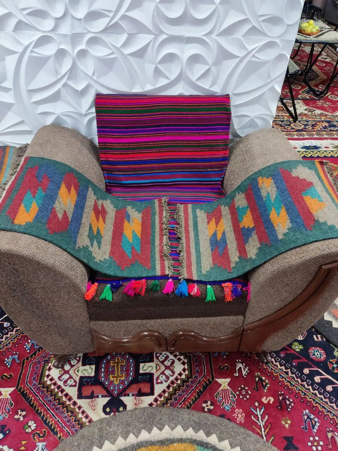 گلیم های کوسن. پشتی. گل میز ۴۰در۶۰|گلیم، جاجیم، گبه|یاسوج, |دیوار