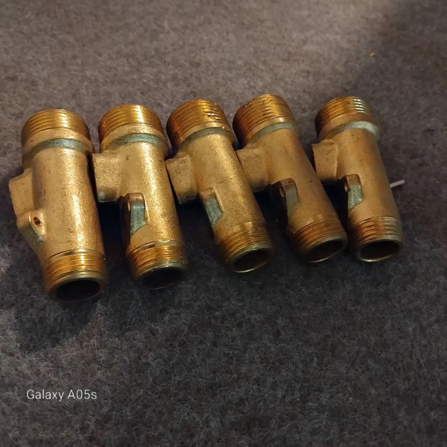 مقداری لوازم یدکی پکیج و سیم کابل سه فاز اچار|ابزارآلات|قم, حکمت شمالی|دیوار