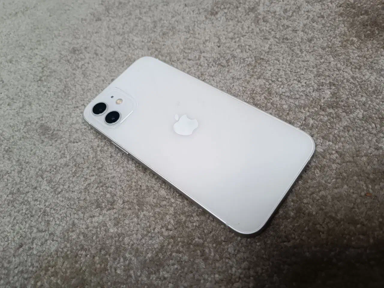 گوشی ایفون ۱۲ نرمال|موبایل|زابل, |دیوار