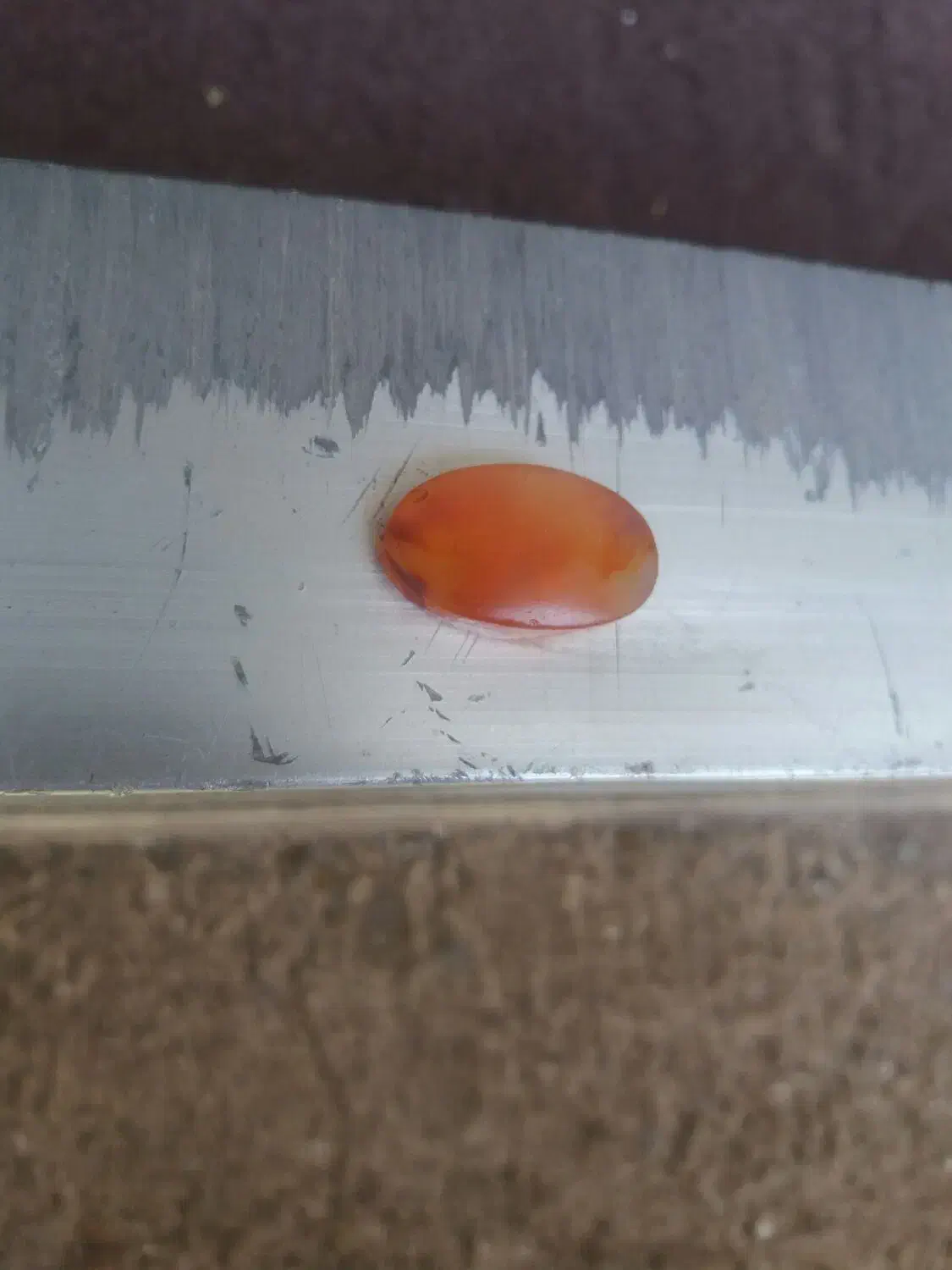 سنگ عقیق یمنی قدیمی، رنگ طبیعی|کلکسیون اشیاء عتیقه|زنجان, |دیوار