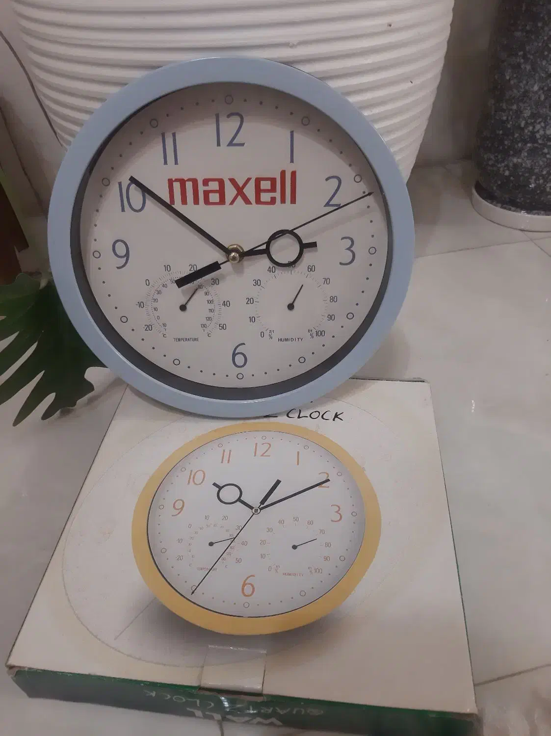 ساعت دیواری کاملا سالم|ساعت دیواری و تزئینی|تهران, شهرک استقلال|دیوار