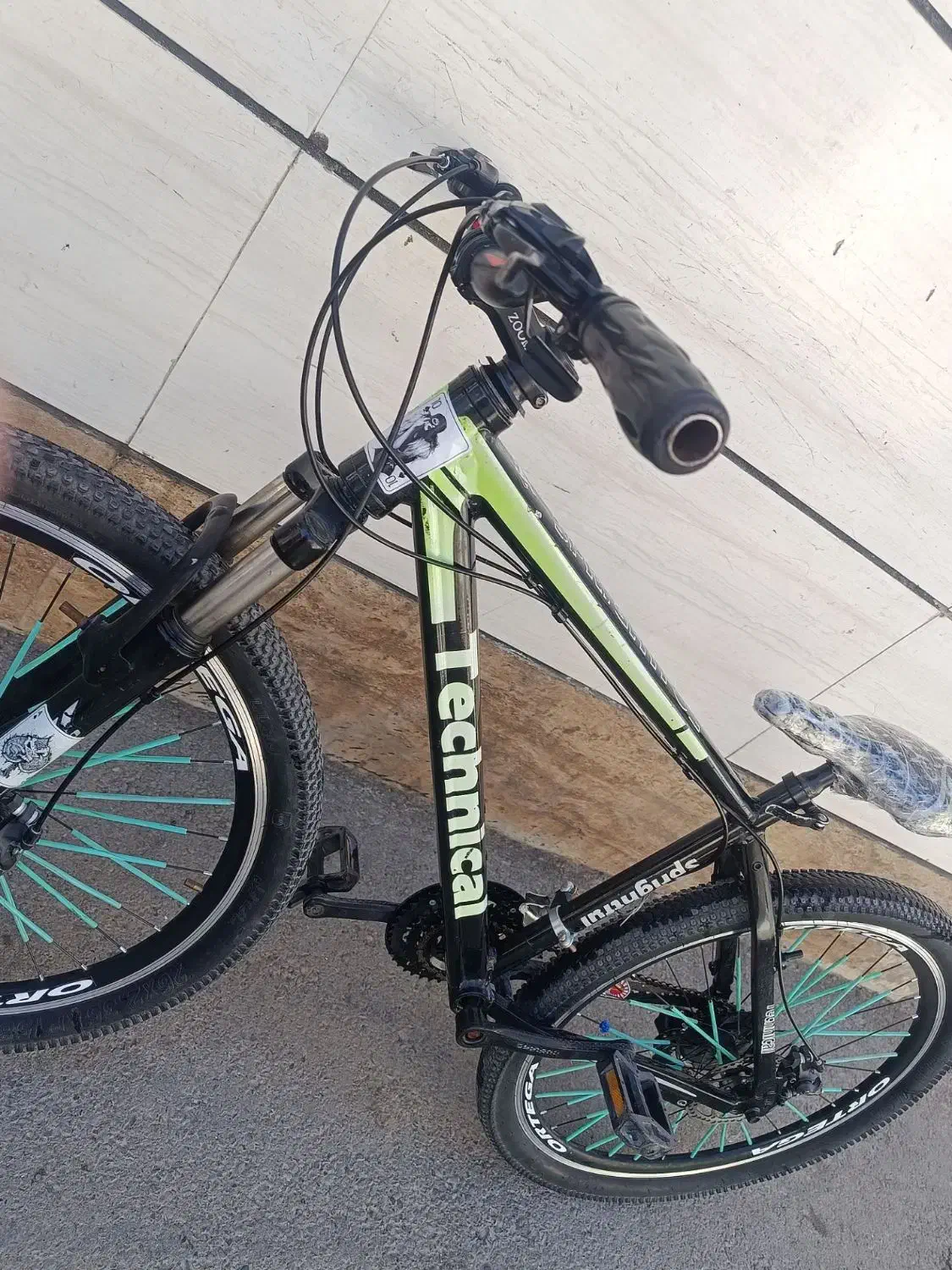 دوچرخه|دوچرخه، اسکیت، اسکوتر|چهارباغ, |دیوار