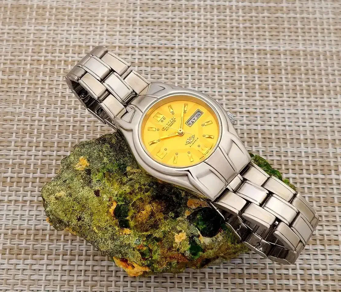 ساعت سیتیزن زنانه اصلی|ساعت|تهران, خواجه نظام الملک|دیوار