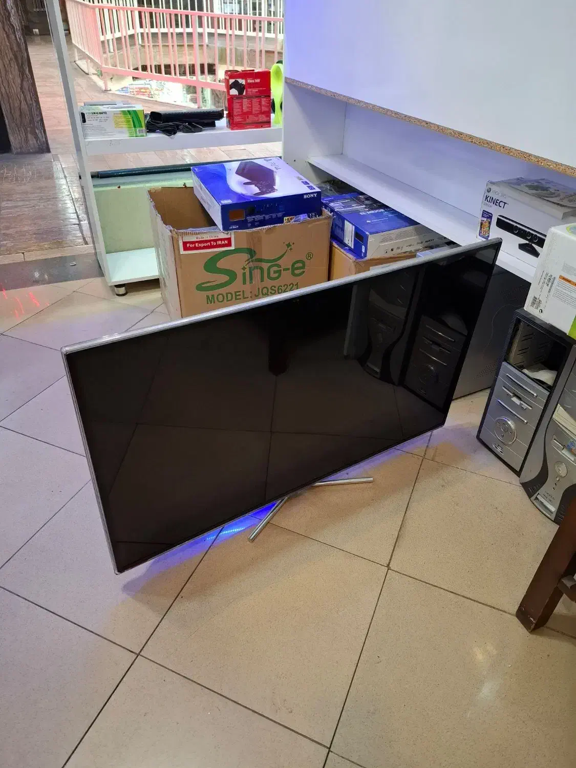 تلوزیون ۴۲ اینچ مارشال|تلویزیون و پروژکتور|مراغه, |دیوار