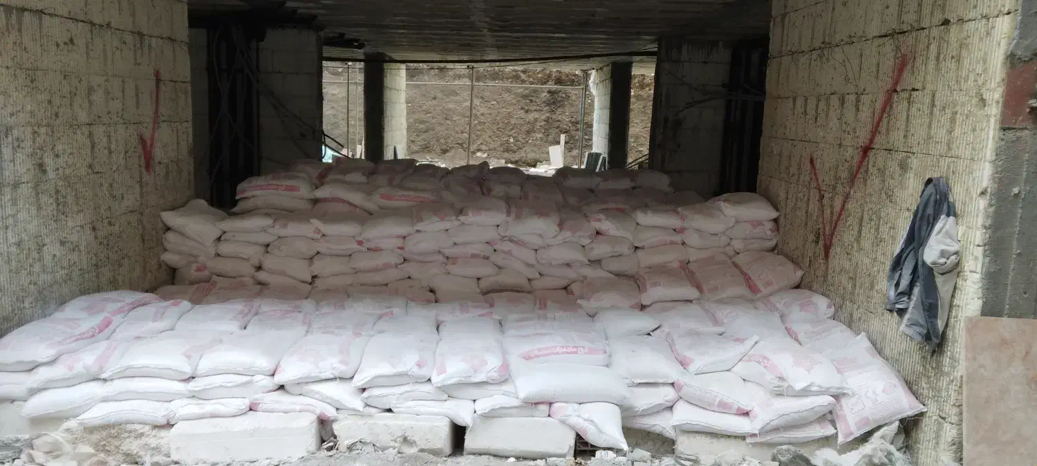 سرقت دینهم|اشیا|گلبهار, شهر جدید گلبهار|دیوار