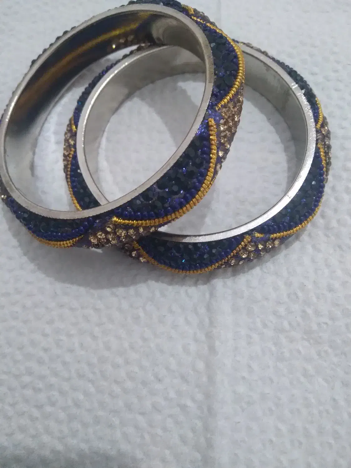 النگوزیبا|بدلیجات|اصفهان, اشکاوند|دیوار