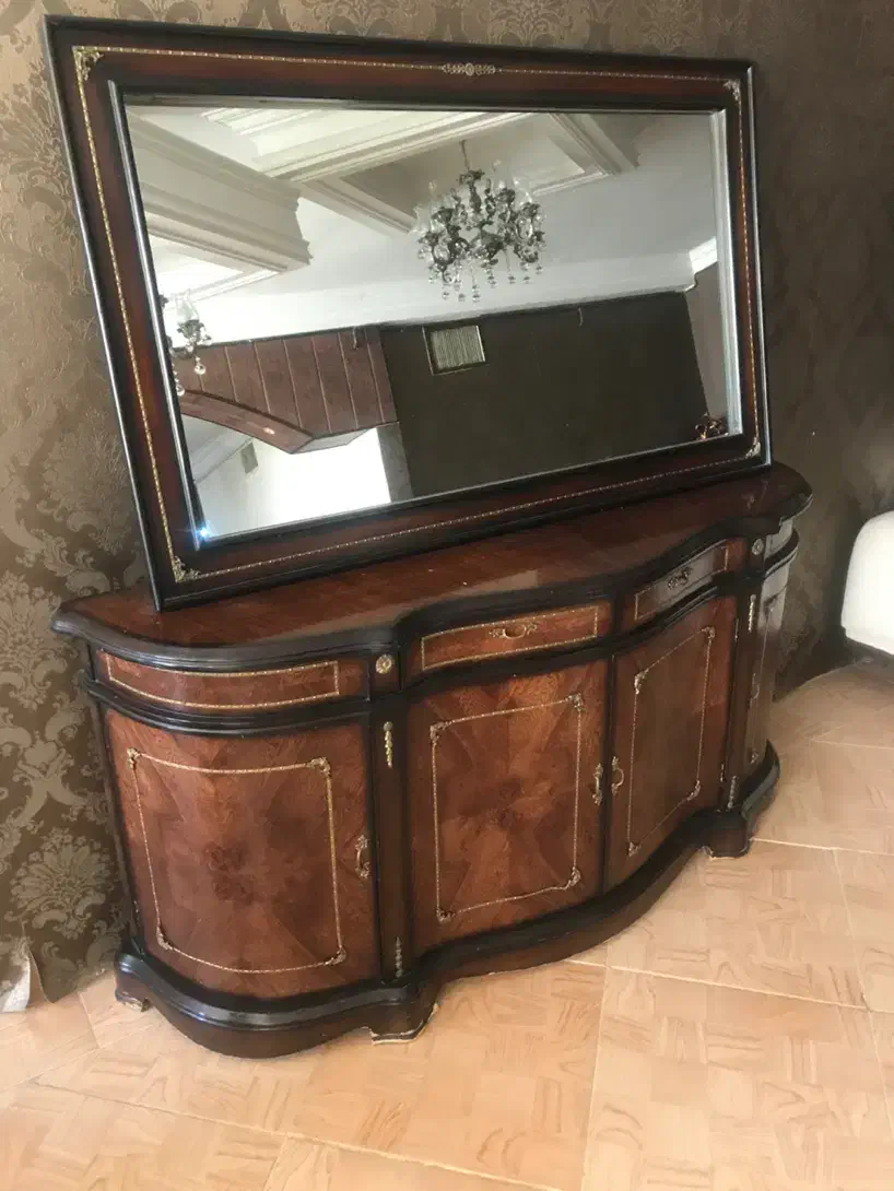 کنسول و آینه کلاسیک|بوفه، ویترین، کنسول|تربتحیدریه, قائم|دیوار