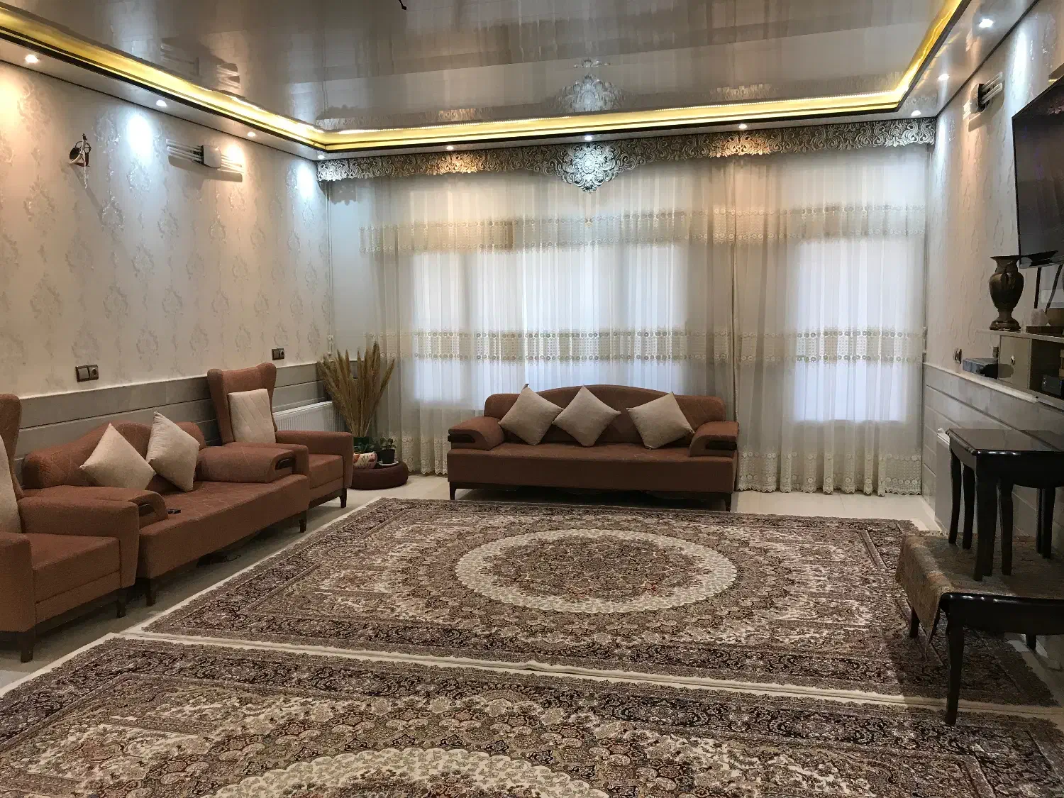 ملک فروشی|فروش خانه و ویلا|آران و بیدگل, |دیوار