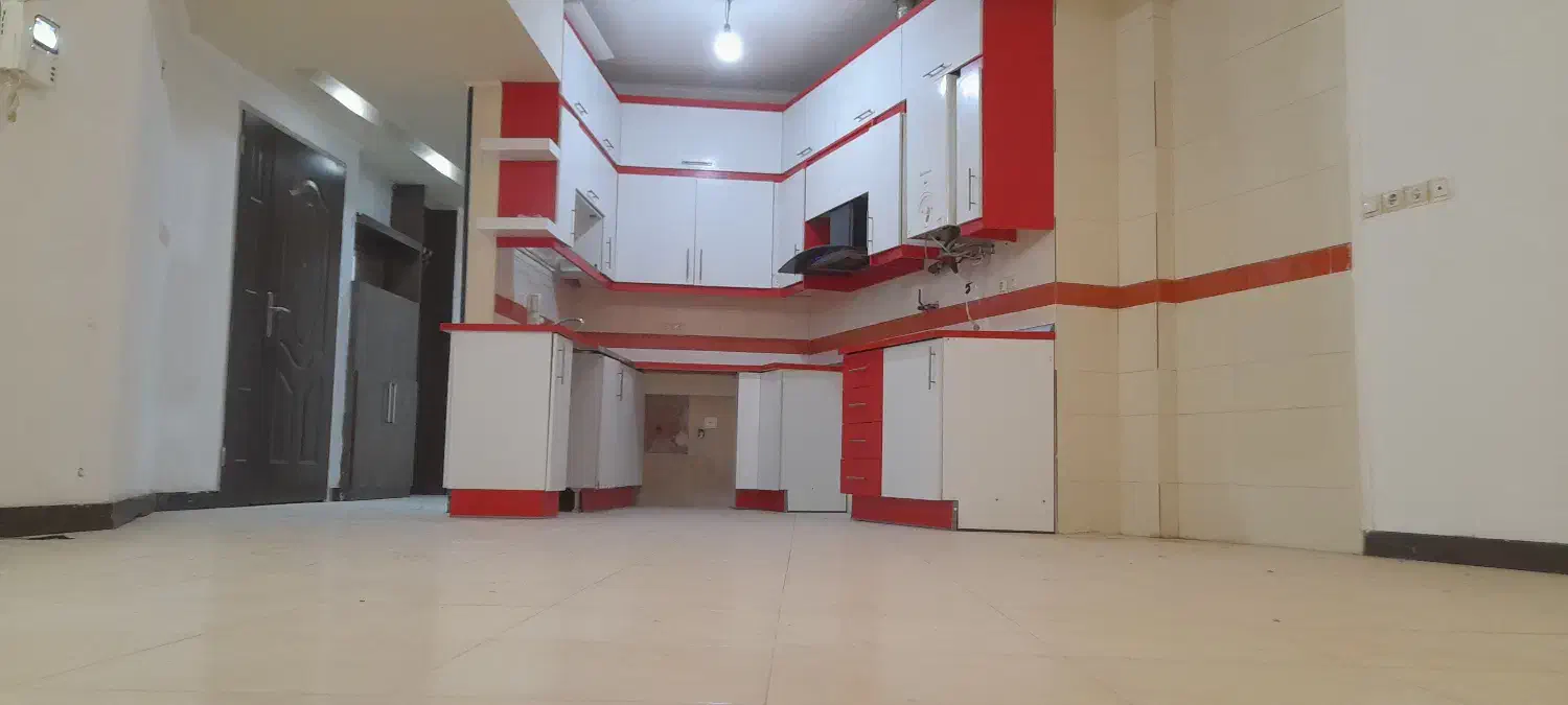 ۲خواب.نزدیک بازار محله سنتی و امن|فروش آپارتمان|اصفهان, شهشهان|دیوار