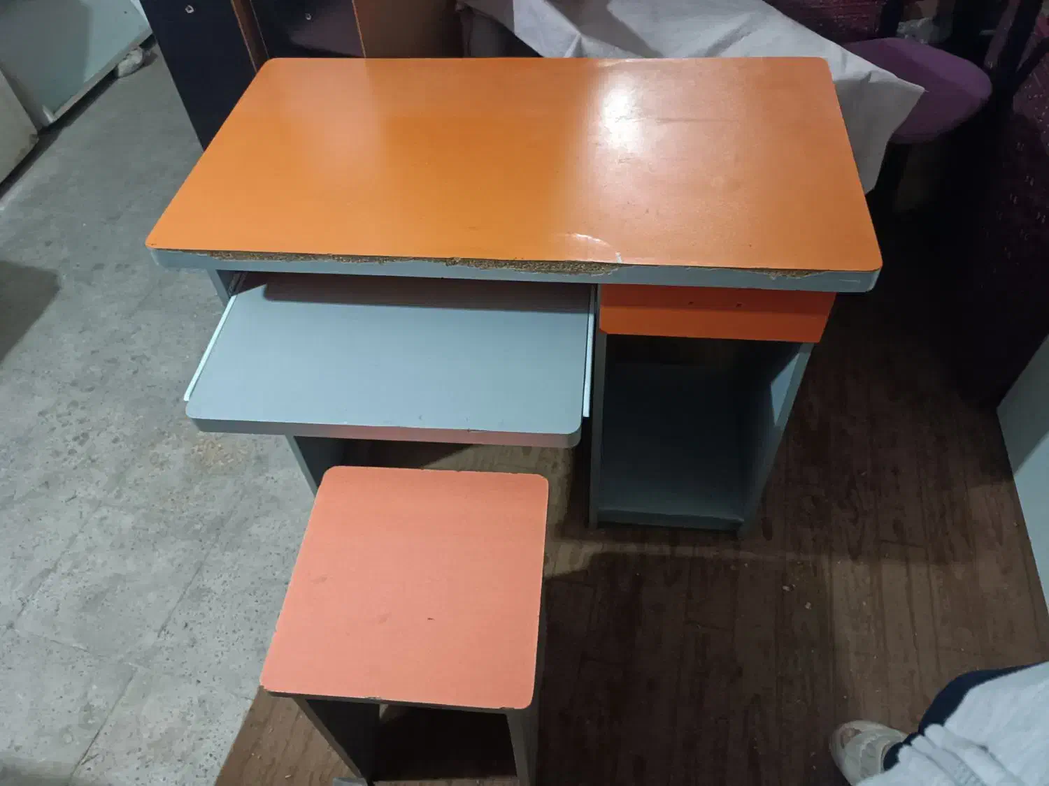 میز کامپیوتر با صندلی|میز تحریر و کامپیوتر|محمدشهر, شهرک چمران|دیوار