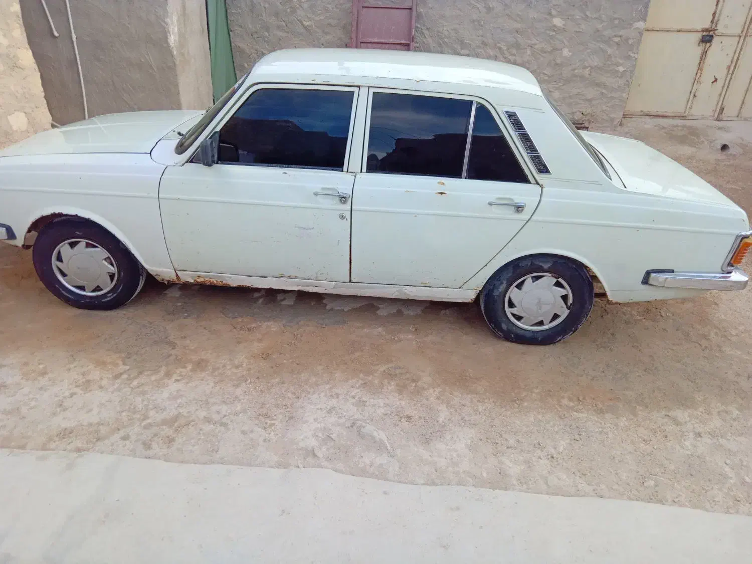 پیکان سواری مدل ۸۳|خودرو سواری و وانت|مهران (هرمزگان), |دیوار