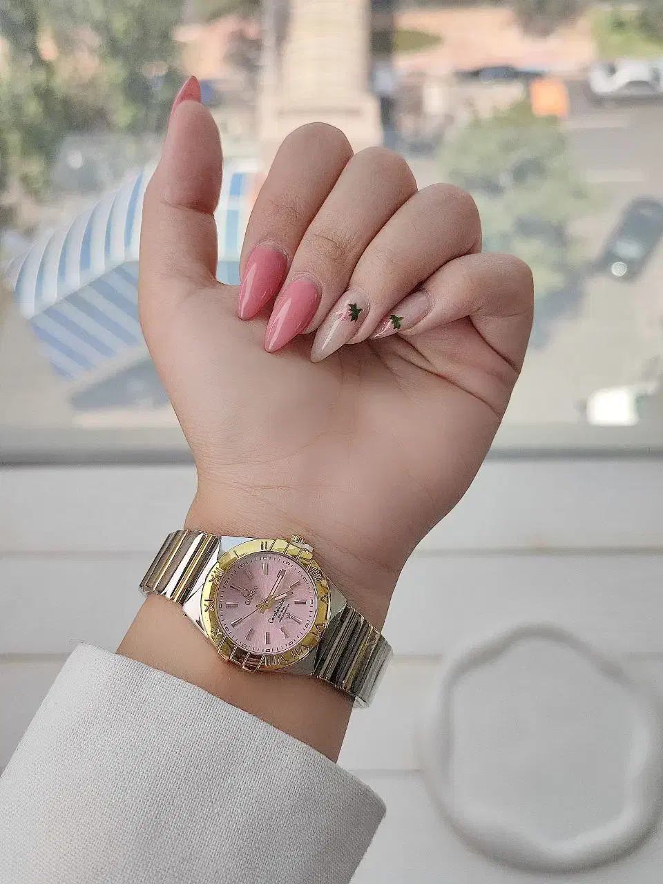 ساعت زنانه مارک امگا|ساعت|پرند, فاز ۵|دیوار